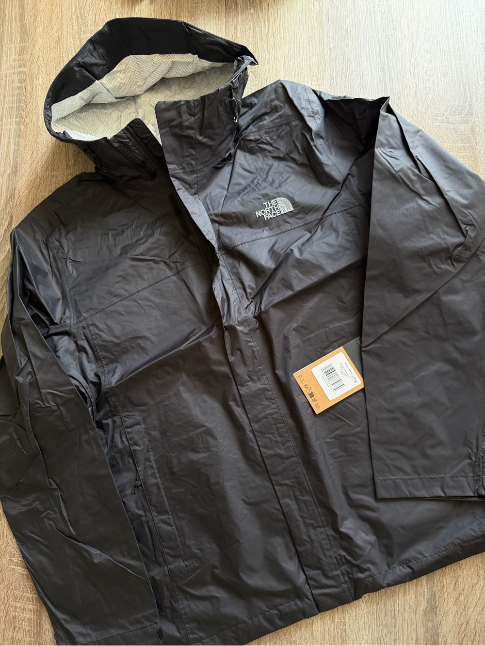 The North Face DryVent Rain Jacket Black, New, Size Large - Picture 2 of 12